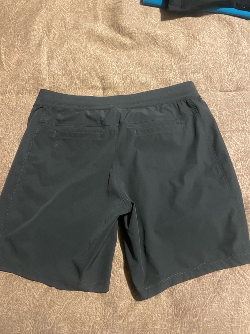 Kuhl Men's Black Athletic Shorts. - Picture 4 of 7